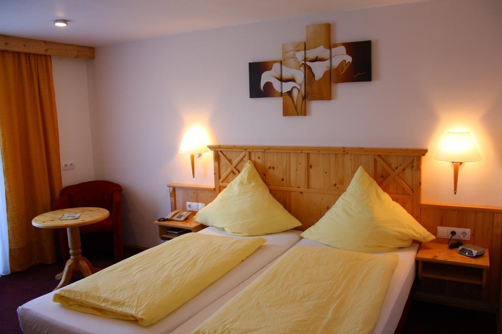 Hotel-Landgasthof Ploss Schonwald  ห้อง รูปภาพ
